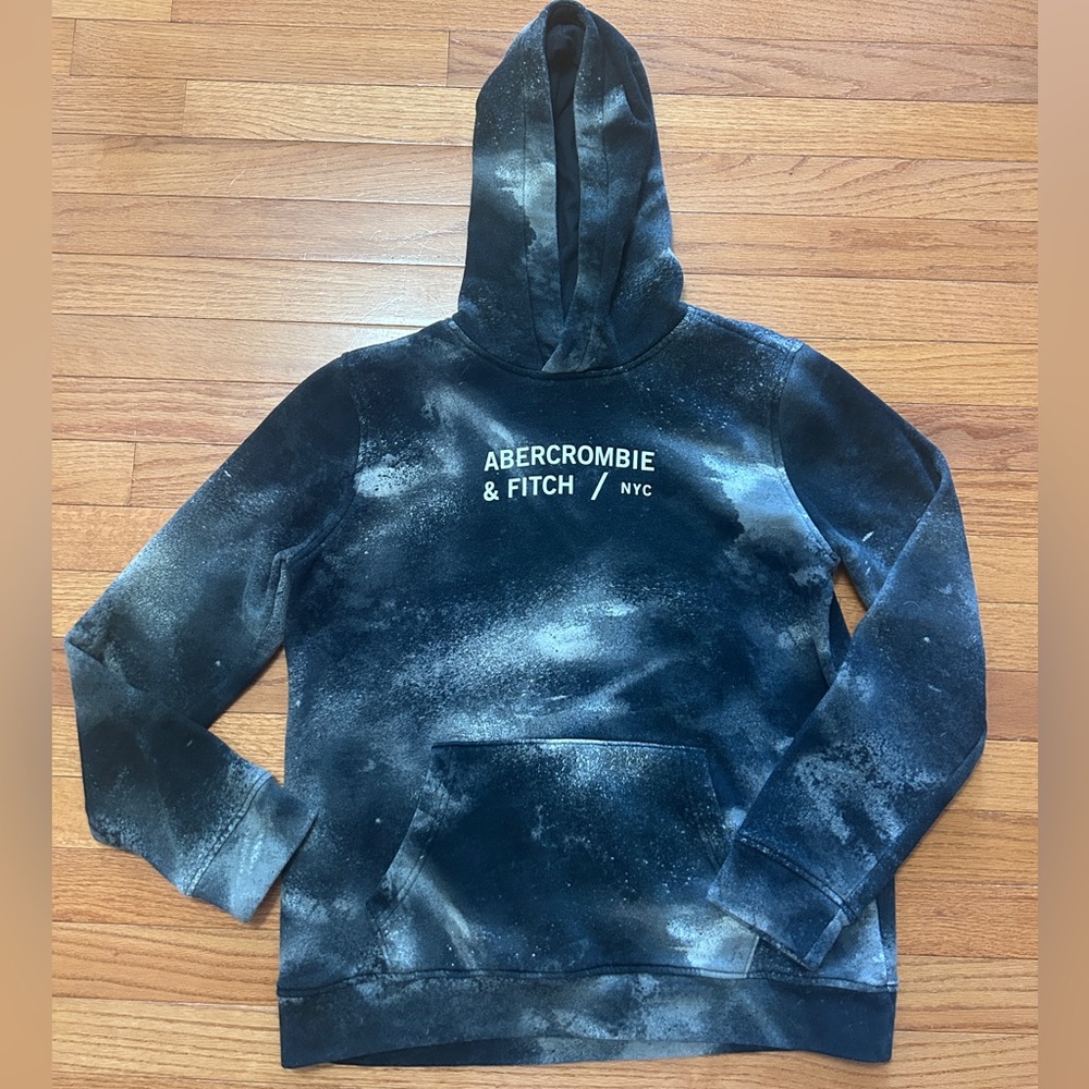 Abercrombie Kids Hoodie Boys Size 15/16 NYC Spray Paint Graphic Black Pullover